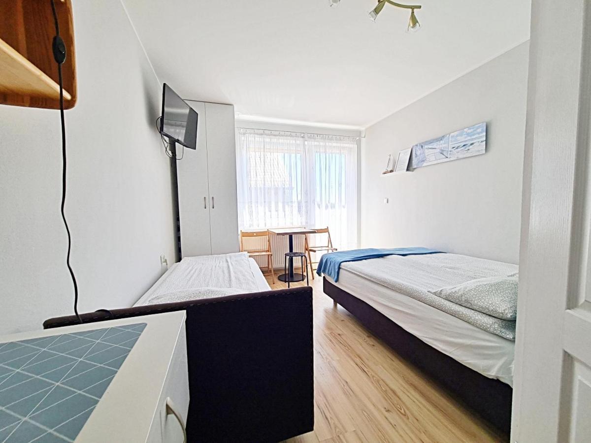 Chatka Morska 3 Apartment Karwia Exterior photo